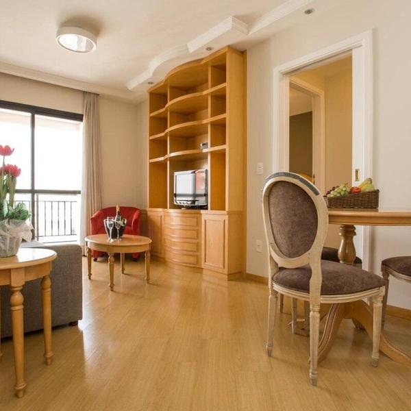 Apartamento Com Sacada perto Shopping Ibirapuera