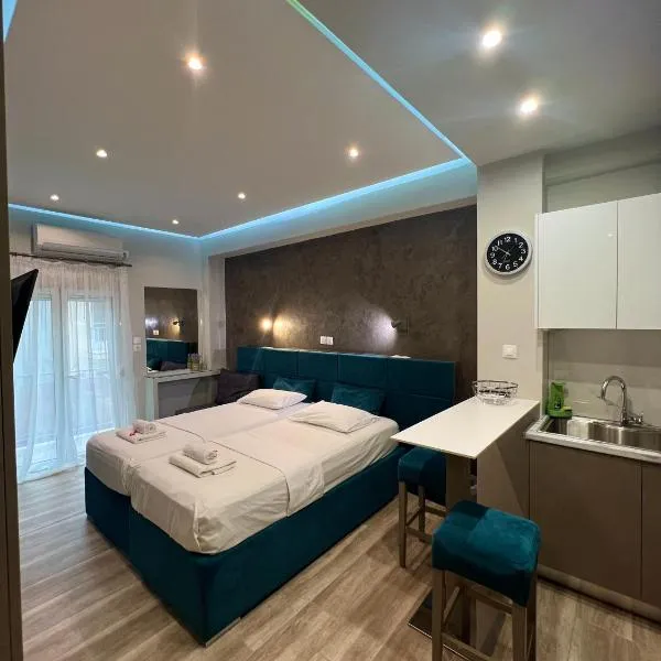 Emerald Lux Apartment, hotel in Athens