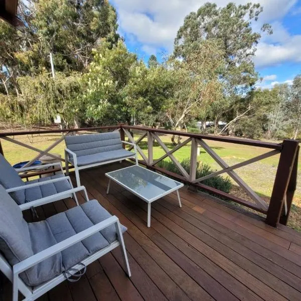 River Cottage Retreat Jalbarragup, hotel en Nannup