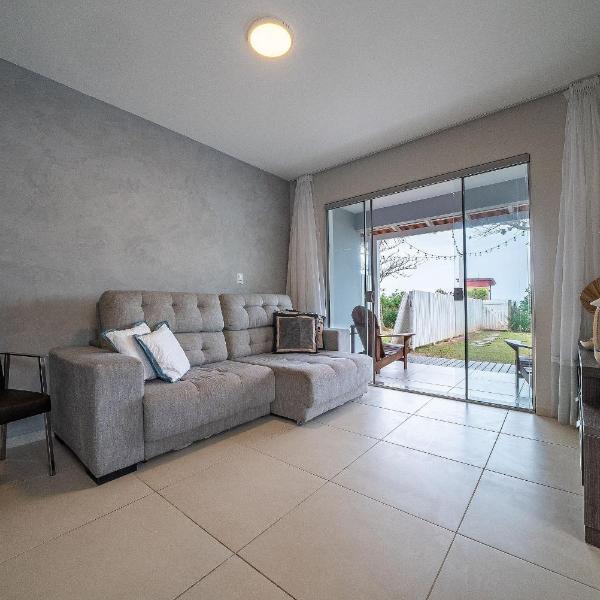 149 - Casa pé na areia Mariscal com 04 dormitórios