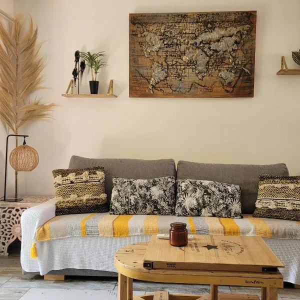 Studio Cosy" La Cigale", hôtel à Fréjus
