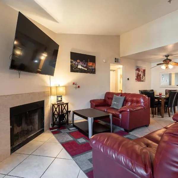 Rio-Adjacent 2BR Pool, Gym, Free Parking, hotel in Las Vegas