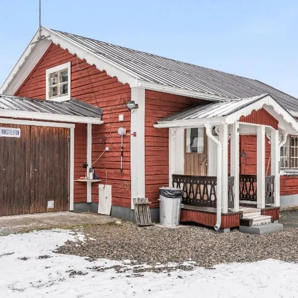 Chalet Norrskensstugan by Interhome, hotel v destinaci Vidsel
