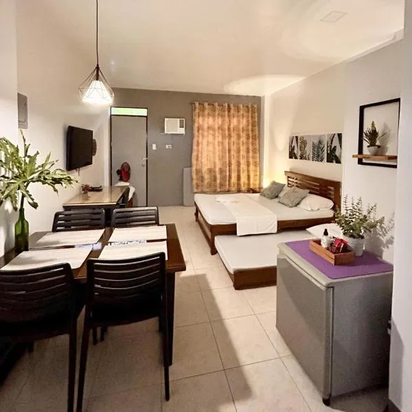 JORA Studio Apartment 1-B, hotel di Calasiao