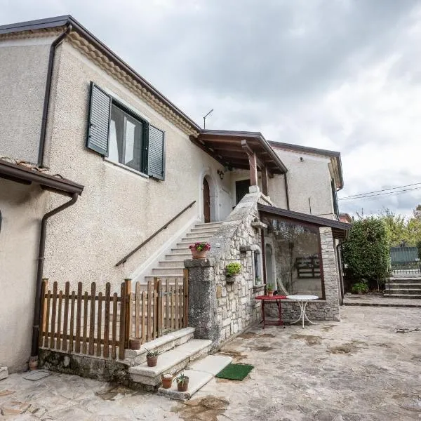 #914 Home - Irpinia, ξενοδοχείο σε Nusco
