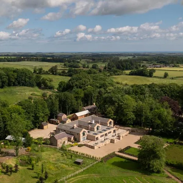 The Tempus at Charlton Hall Estate, hotel in Eglingham