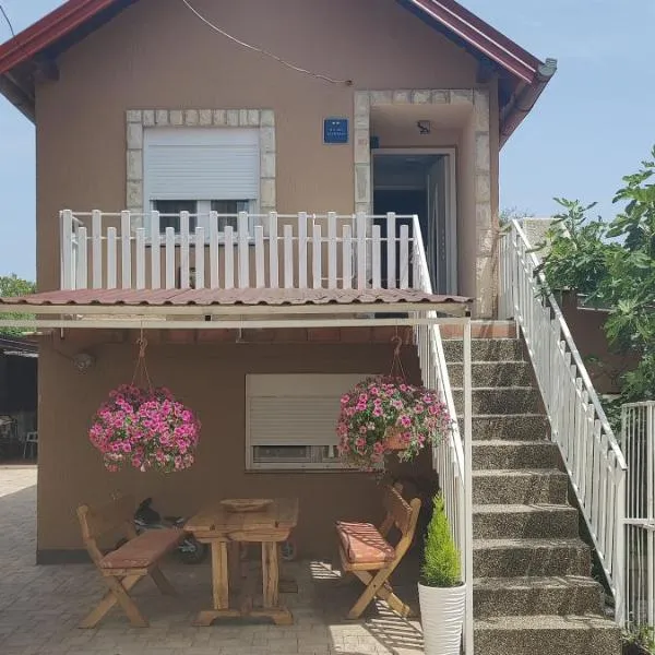 Budget Friendly, hotel in Požega
