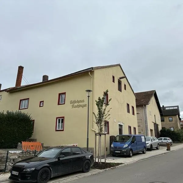 Gästehaus Rachinger, hotell i Mörnsheim