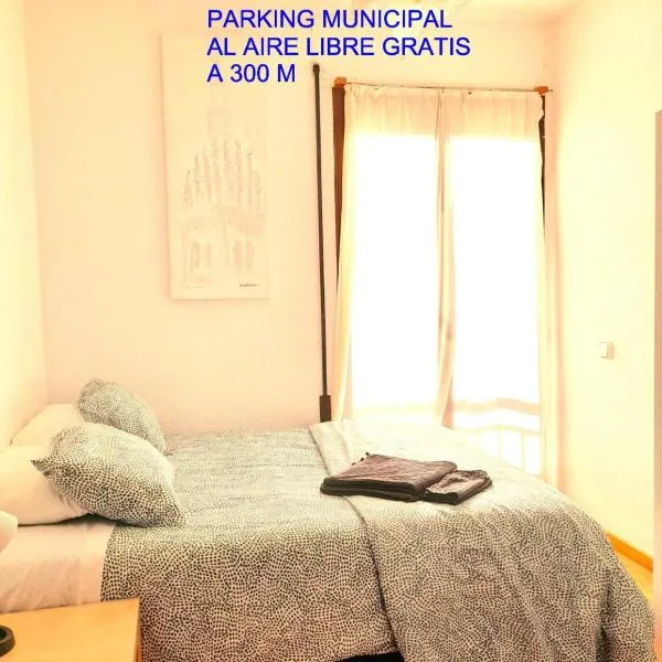 NO FIESTAS, 5 DORMITORIOS Solo familias, parejas o trabajo PARKING Público Gratis a 300m, hotel v destinaci Toledo