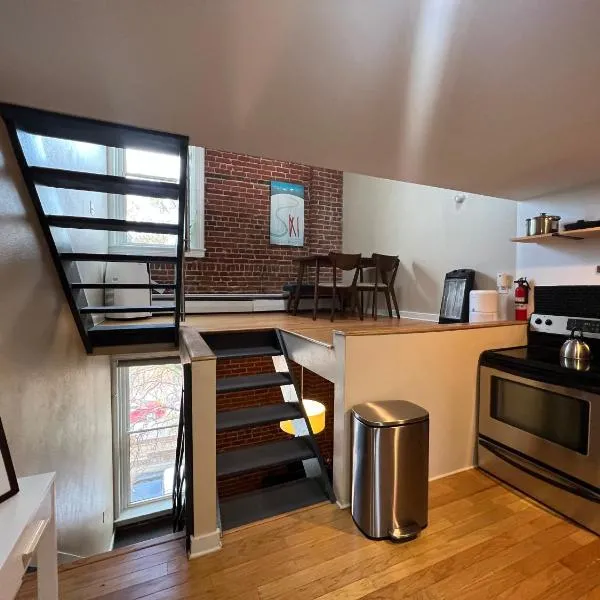 Affordable & Chic RiNo/LoDo/Dtown Loft- Walkable, hotel in Denver