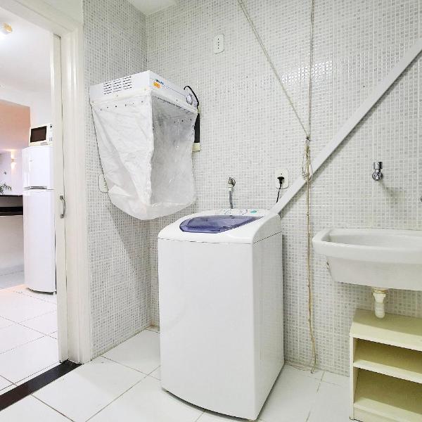 Apartamento 2 quartos espaçoso no Leme - Foto 3