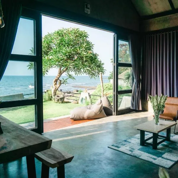 EJ House, hotel v destinaci Singaraja