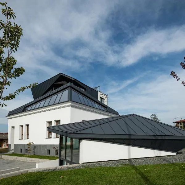 LANTerna Boutique Hotel, hotel en Srbac