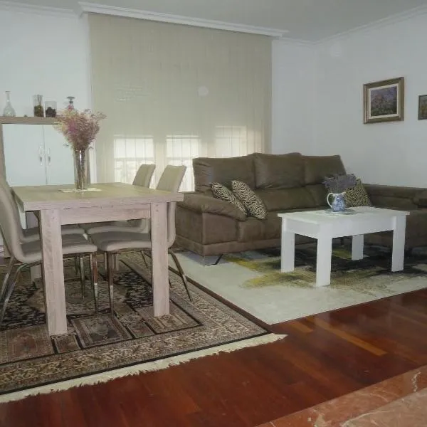 Las Palmeras, hotell sihtkohas Caldas de Reis