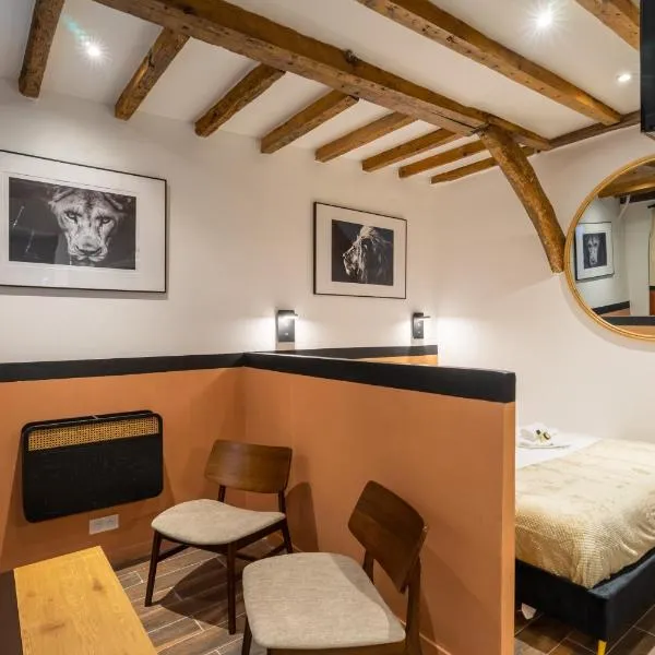 Luxe Marais Getaway - Suite Exclusive avec Sauna