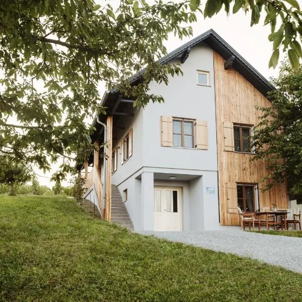 Grenzblick, hotel Csejkén