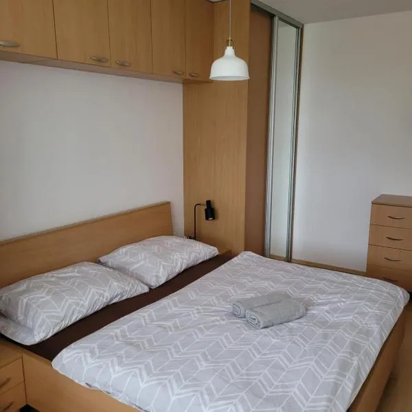 Apartmán Neva Trnava, Hotel in Trnava