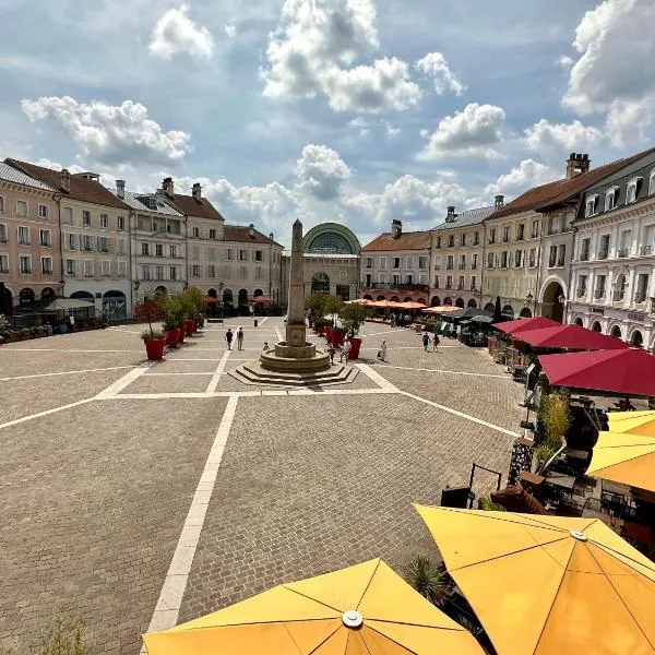Appt Vue Place de Toscane - 4min Disneyland-PARIS, khách sạn ở Serris