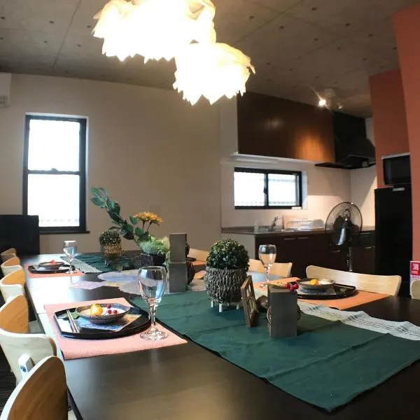 LN13 貸切ゲストハウス三宮えびすや-Guest House Ebisuya-, hotel in Kobe