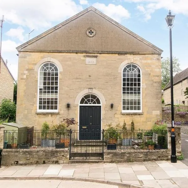 3 bedroom converted chapel in historic Oundle, hotel i Oundle