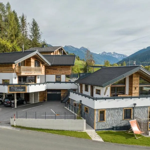 HOLZLODGE DELUXE CHALETS - Alpine Hideaway in Radstadt-Salzburger Sportwelt, Hotel in Radstadt