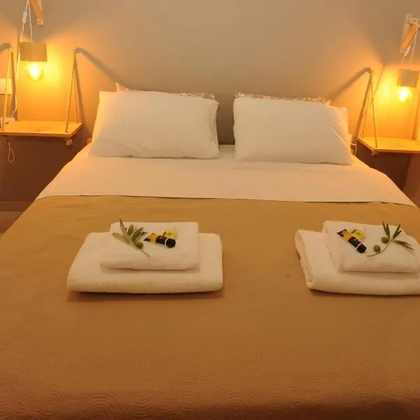Delphic Moments II - Spacious apt 3BR 2BA with view, hotel in Delfoi