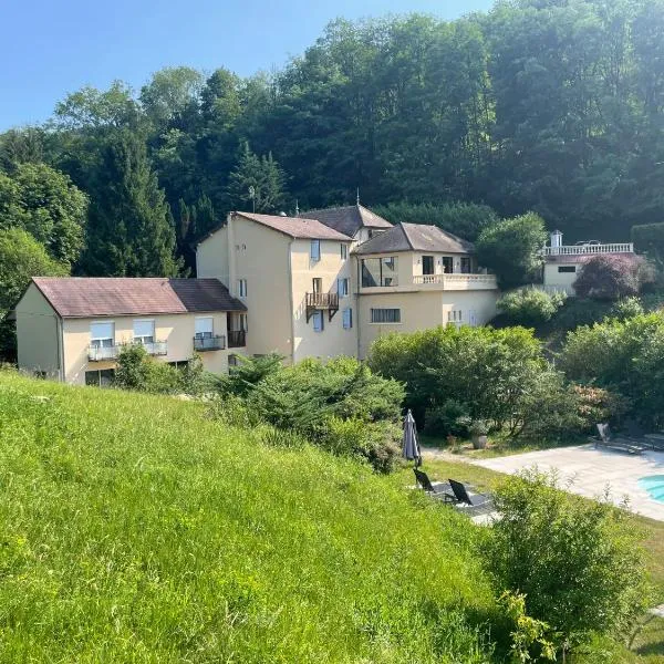 Domaine Du Moulin Vallée Heureuse, hotel v destinaci Poligny