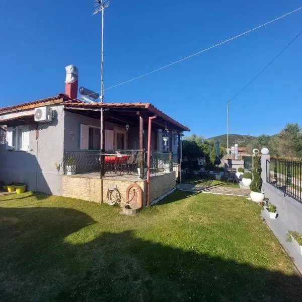 Bellissimo house, hotel v destinaci Toroni