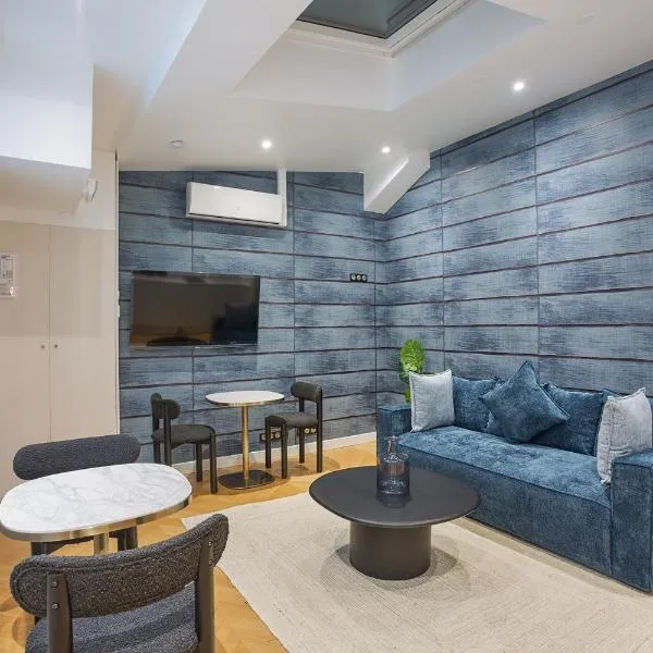 Apartment Saint Germain des Prés by Studio prestige