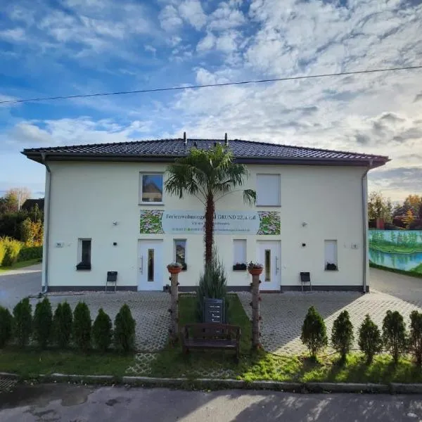 Ferienwohnungen Im Grund 22, 22a, 22c Birkenstein, Hotel in Hoppegarten