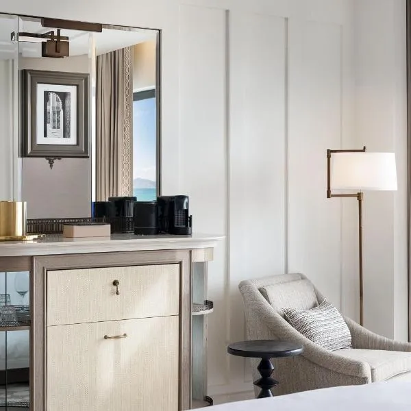 The St. Regis La Bahia Blanca Resort - Tamuda Bay, hotell sihtkohas Fnidek