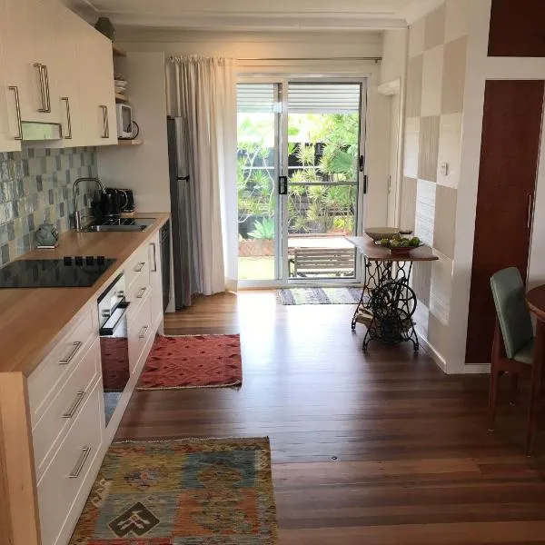 Shelly Beach Townhouse, hotel in East Ballina