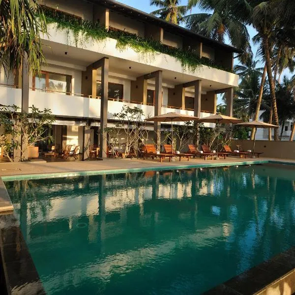 Tantalize Beach, hotel in Hikkaduwa