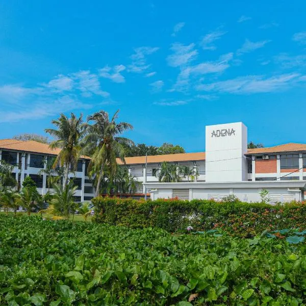 Adena Beach Resort, hotel in Kuantan