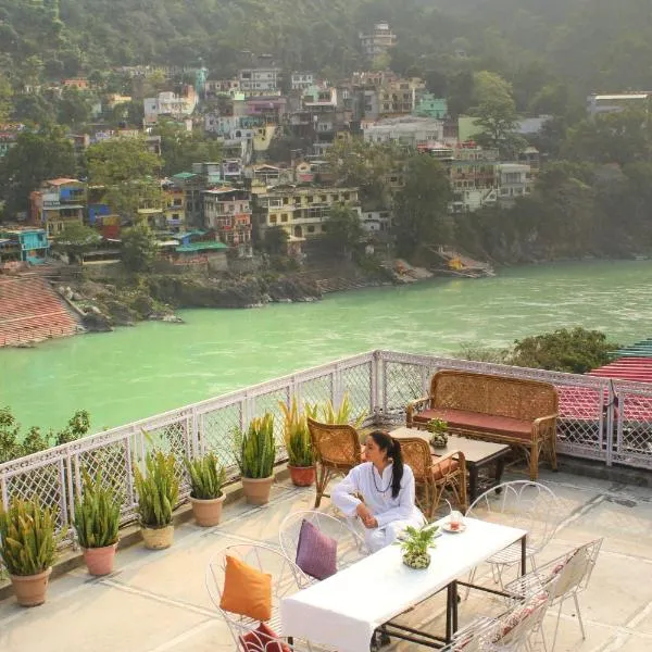 Hotel Ishan - A Ganges Riverside Retreat by Salvus, khách sạn ở Rishīkesh