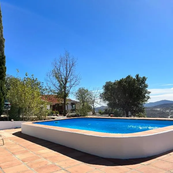 Casa Pura Vida - Malaga - Andalusië, hotel v destinaci Colmenar