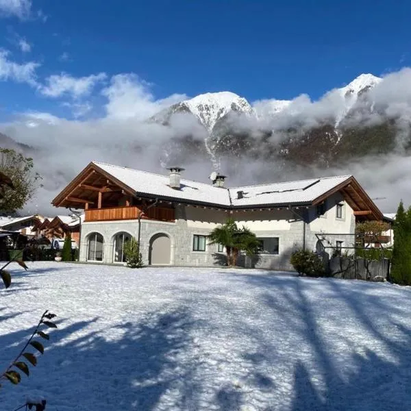 B&B Casa il sasso, hôtel à Pinzolo