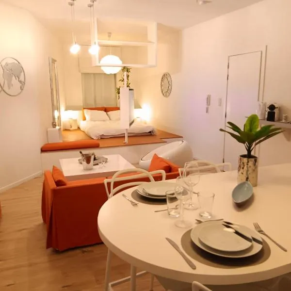 The Luxury White Suite, hotel v destinaci Charleroi