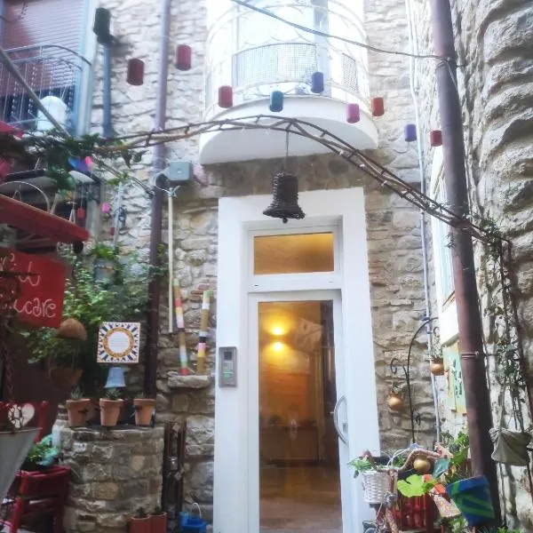 La casa sotto il castello, hotel en Caccamo