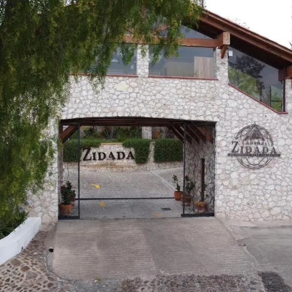 Zidada Hotel and Chalets, hotel em Bernal