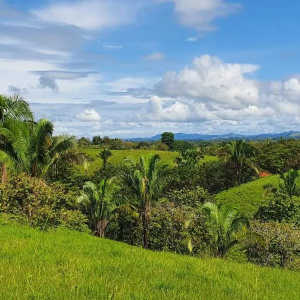 Lodge LA EMBERÁ I Osez l'insolite tout confort, hotel en Morrillo