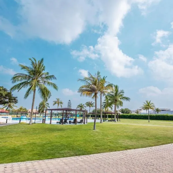 Hamdan Plaza Hotel Salalah, an HTG Hotel、サラーラのホテル