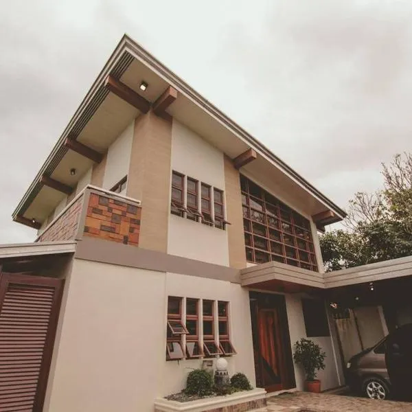 Bagasbas House, hotel v destinaci Daet