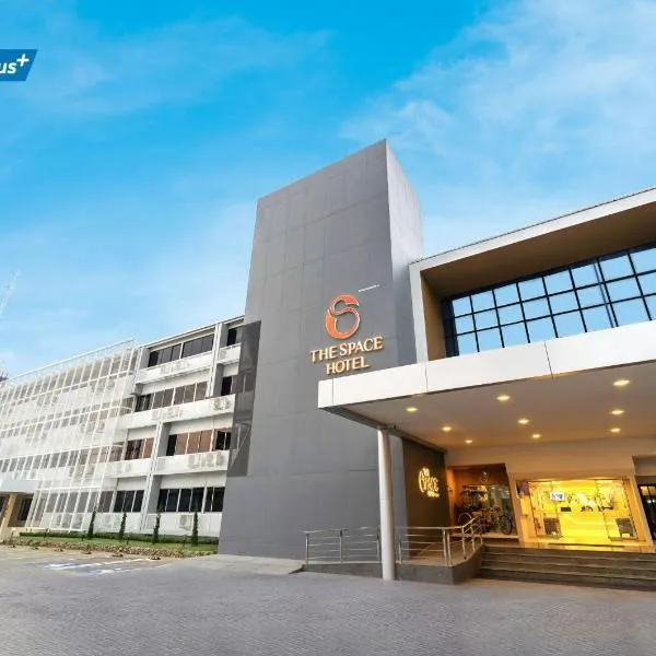 The Space Hotel Lampang, hotel in Lampang