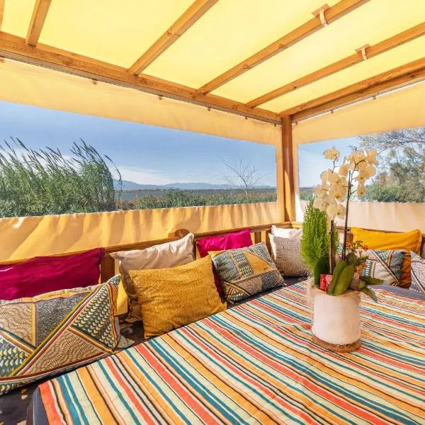 Camping siblu vue sur Canigou, hotel v destinaci Canet-en-Roussillon