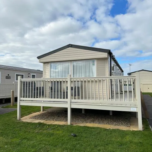 Caravan Hire Thornwick Bay, Hotel in Flamborough