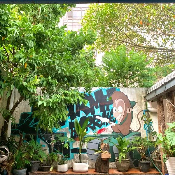 Vang Vieng Lily Backpackers Hostel, hotel in Vang Vieng