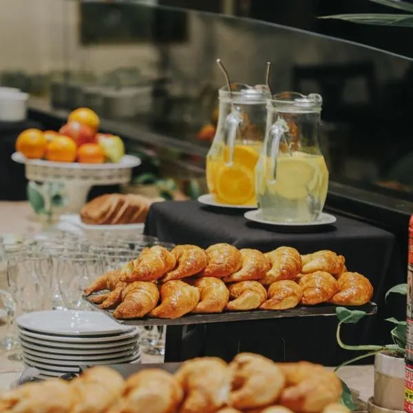 Plaza Real Suites Hotel, hotel di Rosario