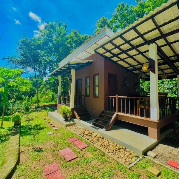 EdenHaven Cottage, hotel v Udawalawe