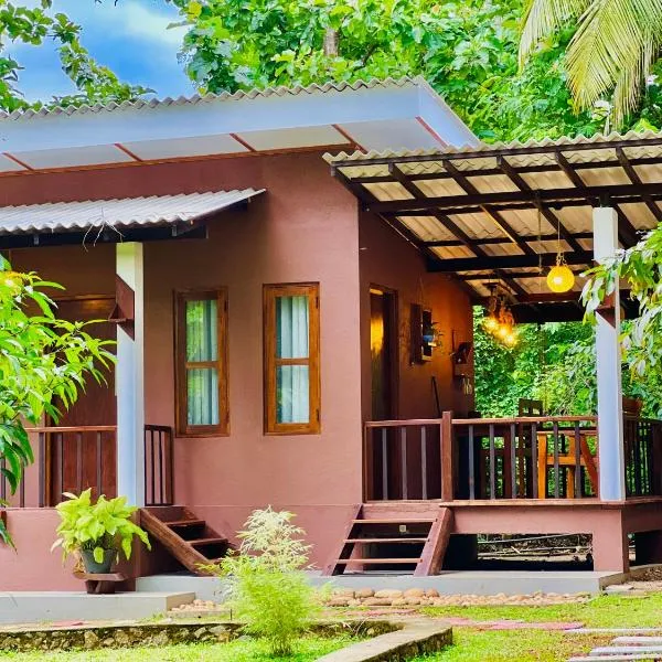 EdenHaven Cottage, hotel in Udawalawe